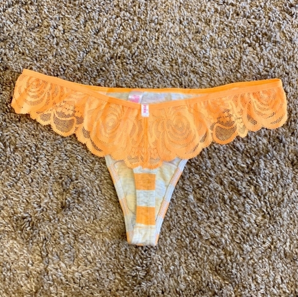 ISO looking for these kind of panties - Picture 3 of 8